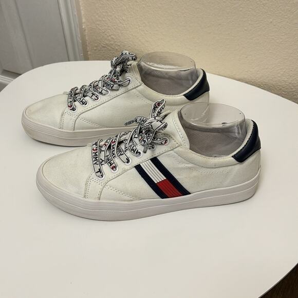 Womens Sz 9 Tommy Hilfiger Fantim Sneakers White Canvas Spellout Laces - Picture 1 of 9